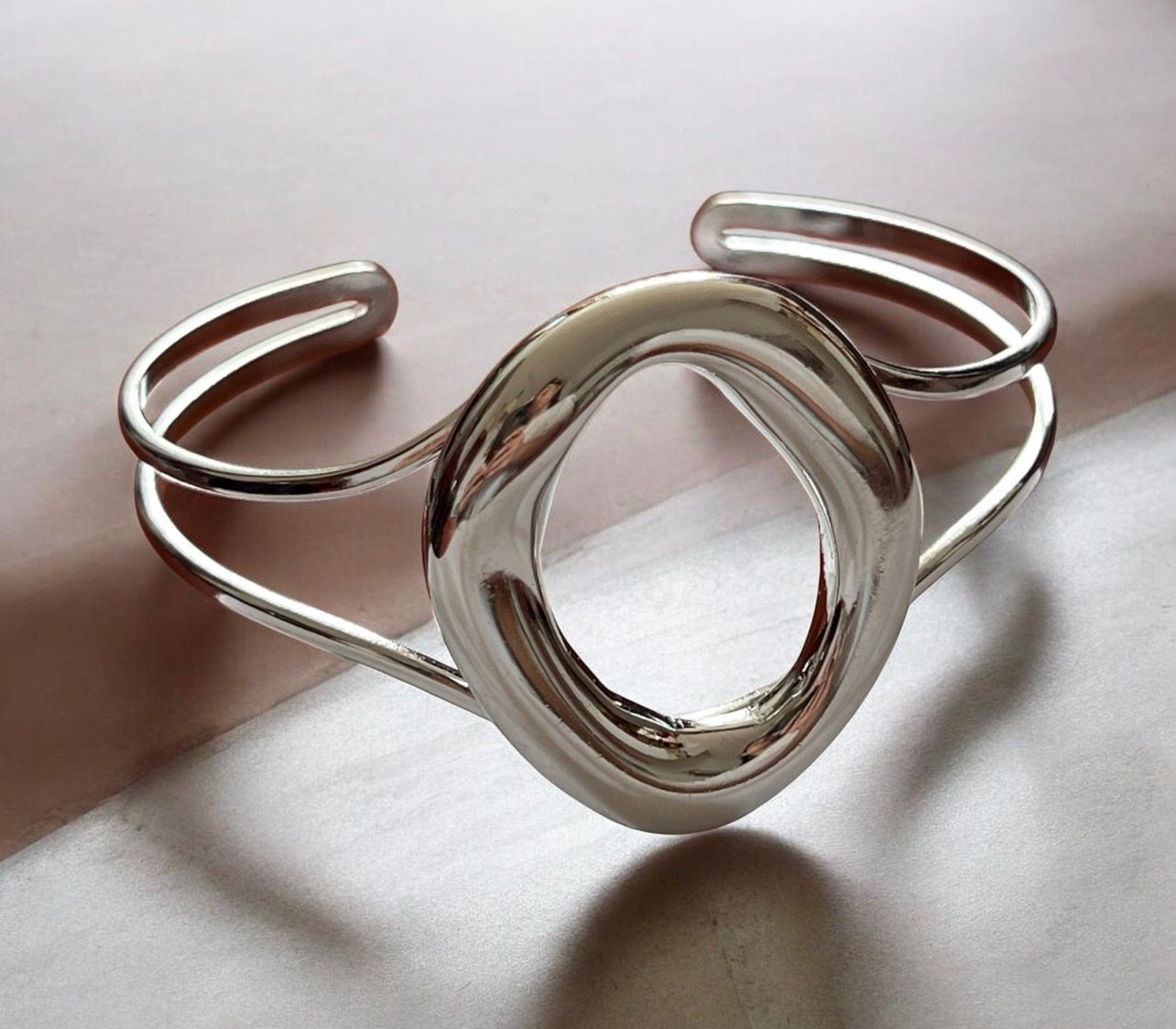 Brazalete plateado