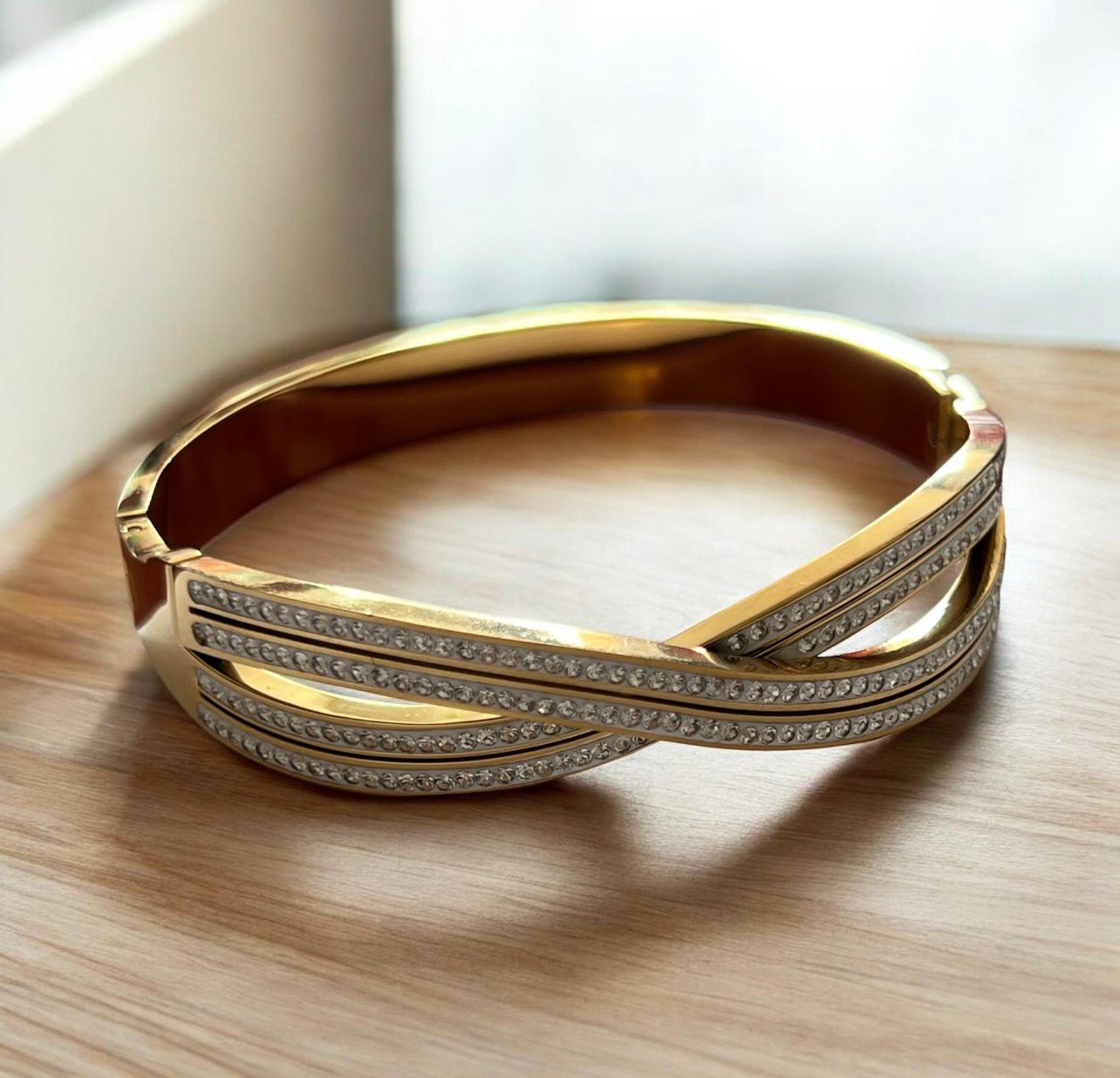 Pulsera rígida brillantes